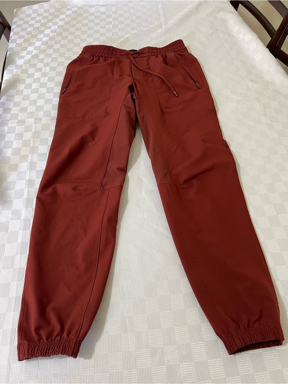 lululemon athletica Men's Rust Red Jogger Pants - Picture 2 of 5